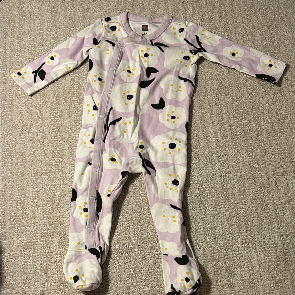 TEA collection brand baby footies